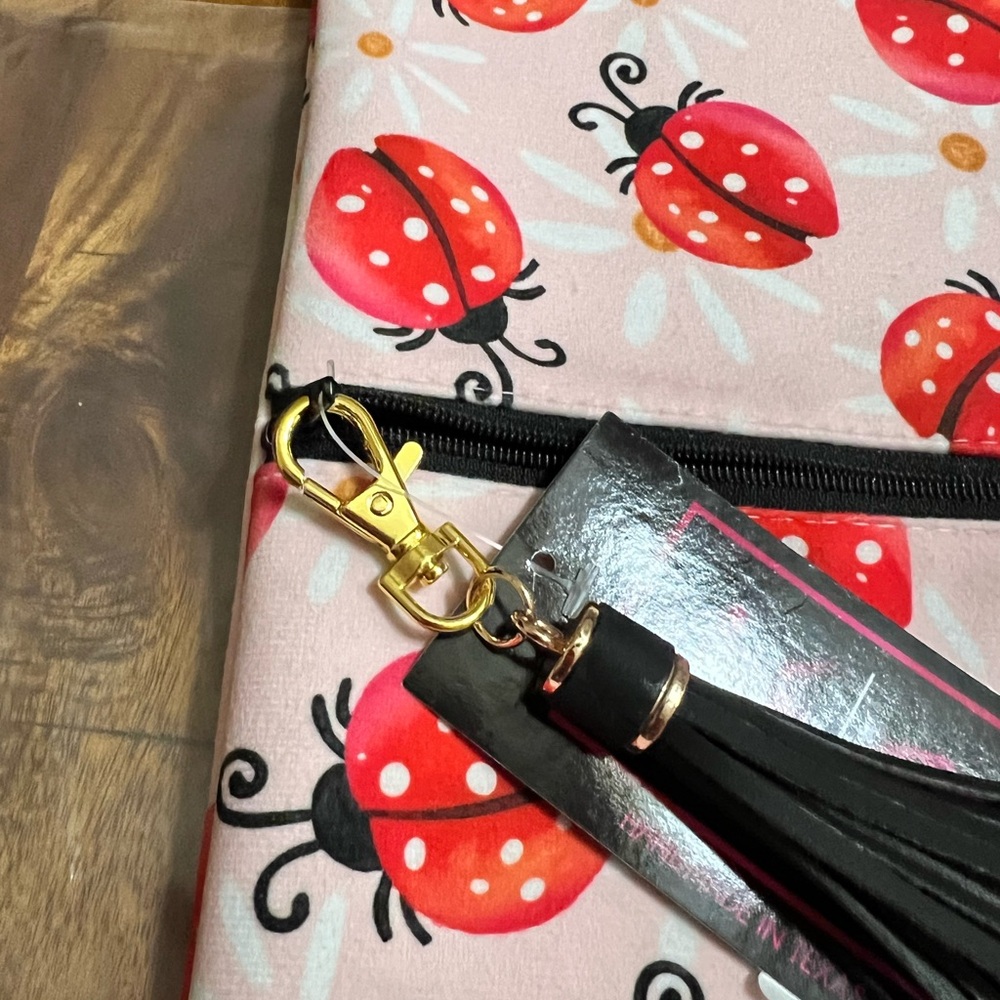 Makeup Junkie "Love Bug" Lady Bugs Large Bag Brand New with Tags - Picture 6 of 6